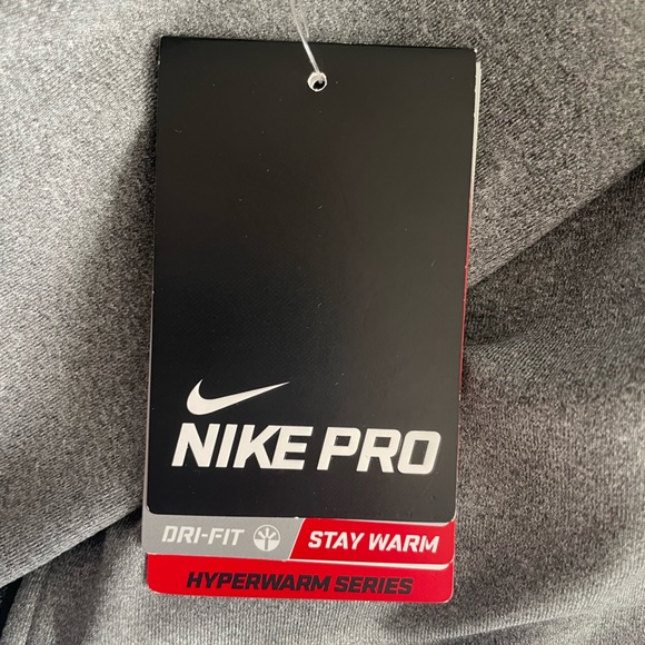 Women’s Nike Pro Hyperwarm Series Long Sleeve - Picture 2 of 3